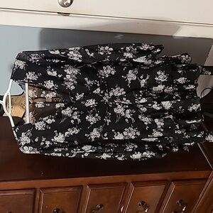 B. SMART FLORAL LAYERED DRESS NWT SIZE 9